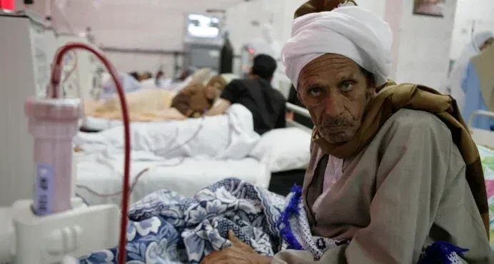 “العلاج على نفقة الدولة”.. هل ينهي “الدليل الموحد” معاناة المواطنين مع البيروقراطية؟