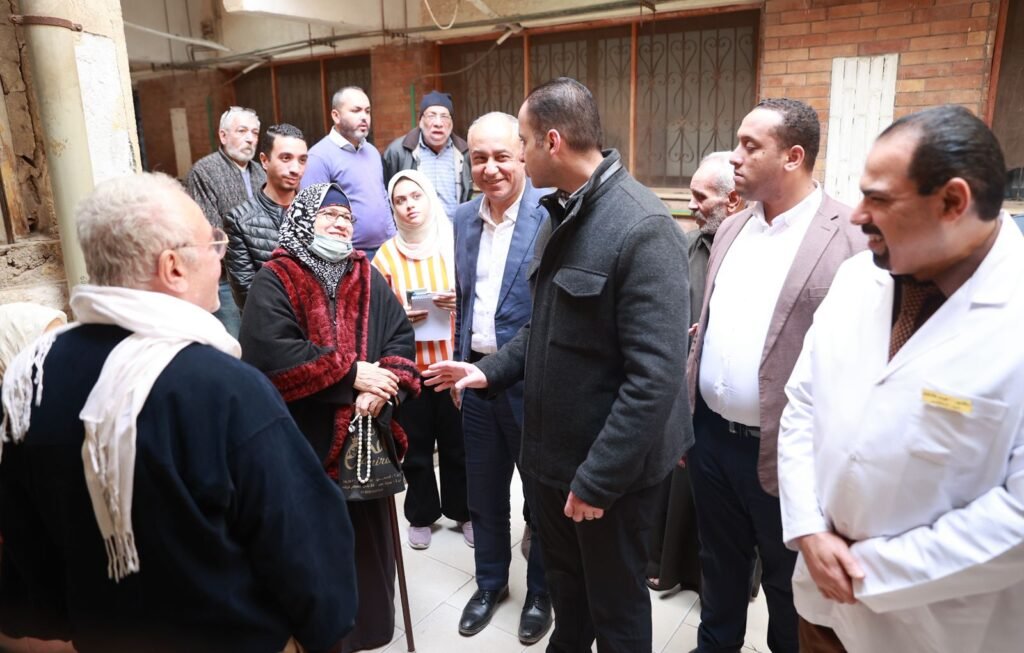 بالتزامن مع احتفالات رأس السنة.. نائب وزير الصحة يتفقد مستشفيات بالقاهرة والجيزة والقليوبية