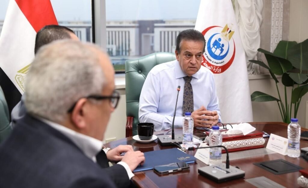 وزير الصحة يضع خطة تطوير شاملة لمستشفى جوستاف روسي.. تعاون مصري فرنسي وتوسّع في علاج الأورام