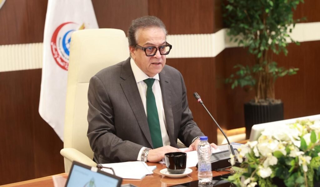 استبعاد مدير مستشفى حلوان العام بعد جولة مفاجئة لنائب وزير الصحة بالقاهرة