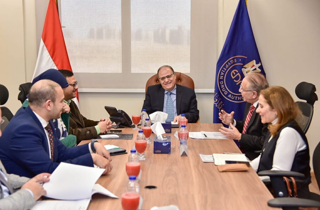 رئيس هيئة الدواء المصرية يبحث مع ممثلي شركة «إيبيكو» تعزيز التعاون وتوطين الصناعات الدوائية المتطورة رئيس هيئة الدواء المصرية يبحث مع ممثلي شركة «إيبيكو» تعزيز التعاون وتوطين الصناعات الدوائية المتطورة